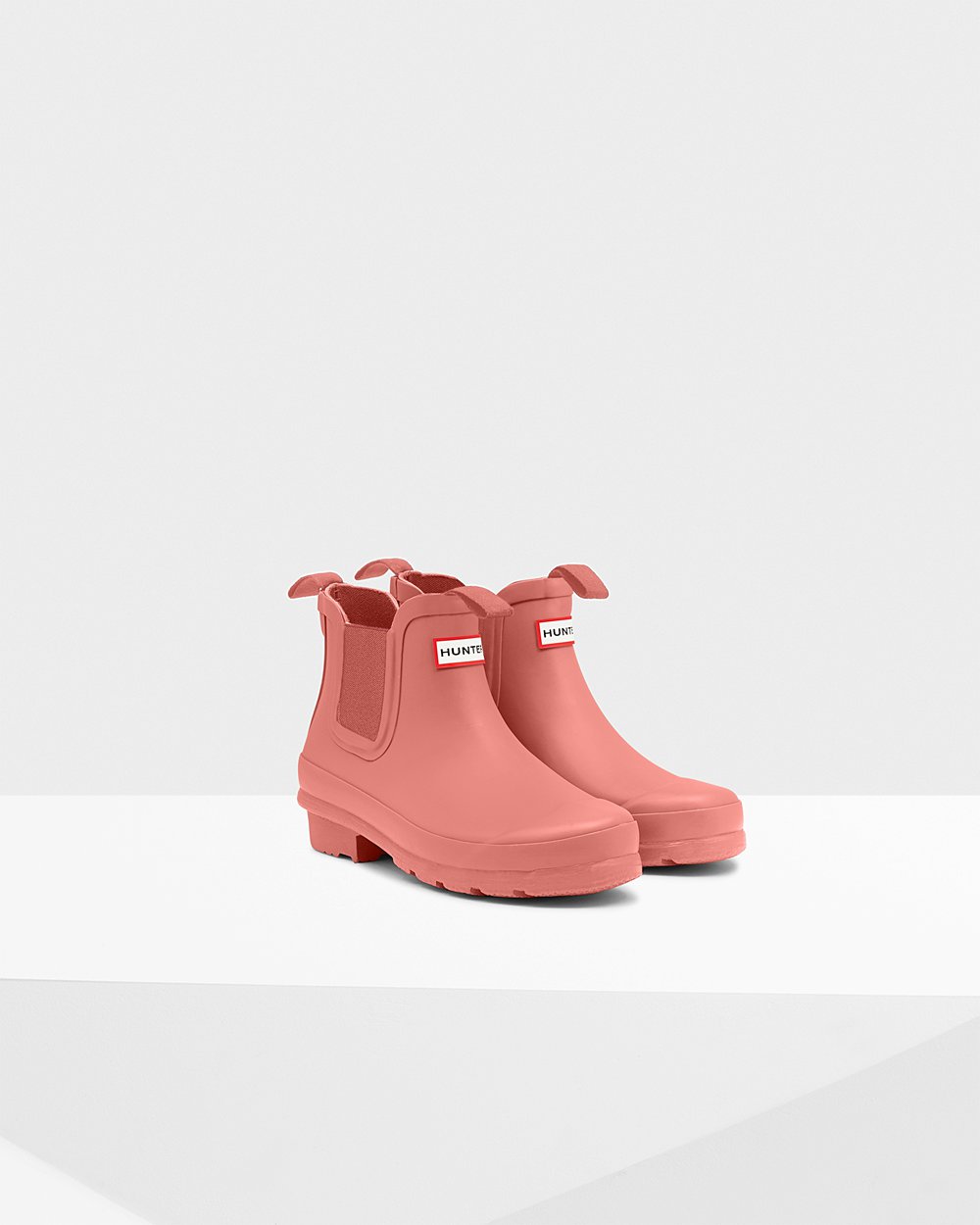 Pink chelsea outlet hunter boots